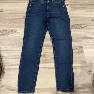 Express women’s jeans - size 8 regular